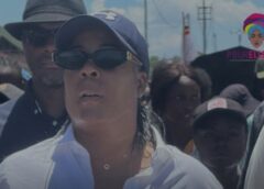 Mbuji-Mayi : Lisette Kabanga clôt le mois de la femme par une marche de solidarité avec les femmes de l’Est de la RDC