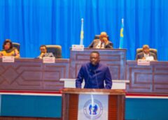 Assemblée nationale : Teddy Lwamba défend les efforts de la SNEL face aux défis de la desserte électrique