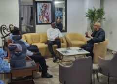 Solidarité et recueillement : Le Dg Teddy Lwamba s&rsquo;incline devant la mémoire du Général Norbert Likulia Bolongo