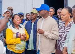 Desserte électrique à Kinshasa : Teddy Lwamba effectue une ronde nocturne avec les élus provinciaux